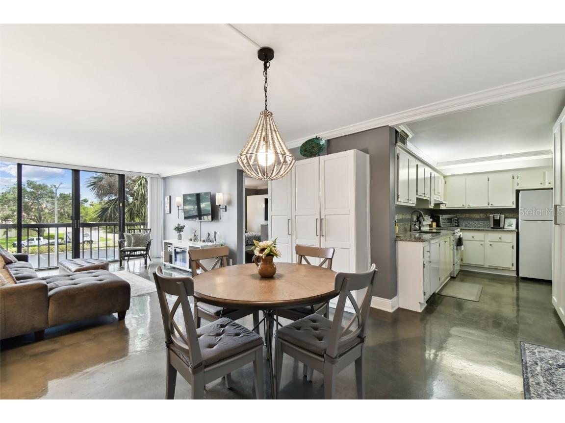 255 Dolphin Point #207 Clearwater Beach FL 33767 TB8398066 image8