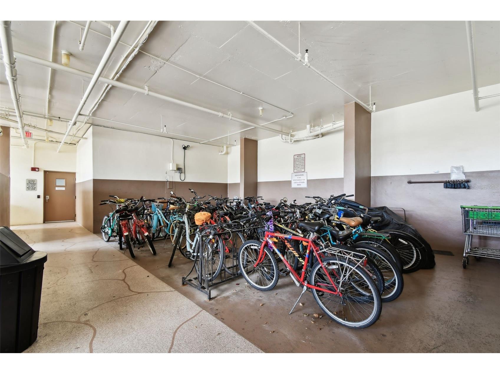255 Dolphin Point #207 Clearwater Beach FL 33767 TB8506656 image25