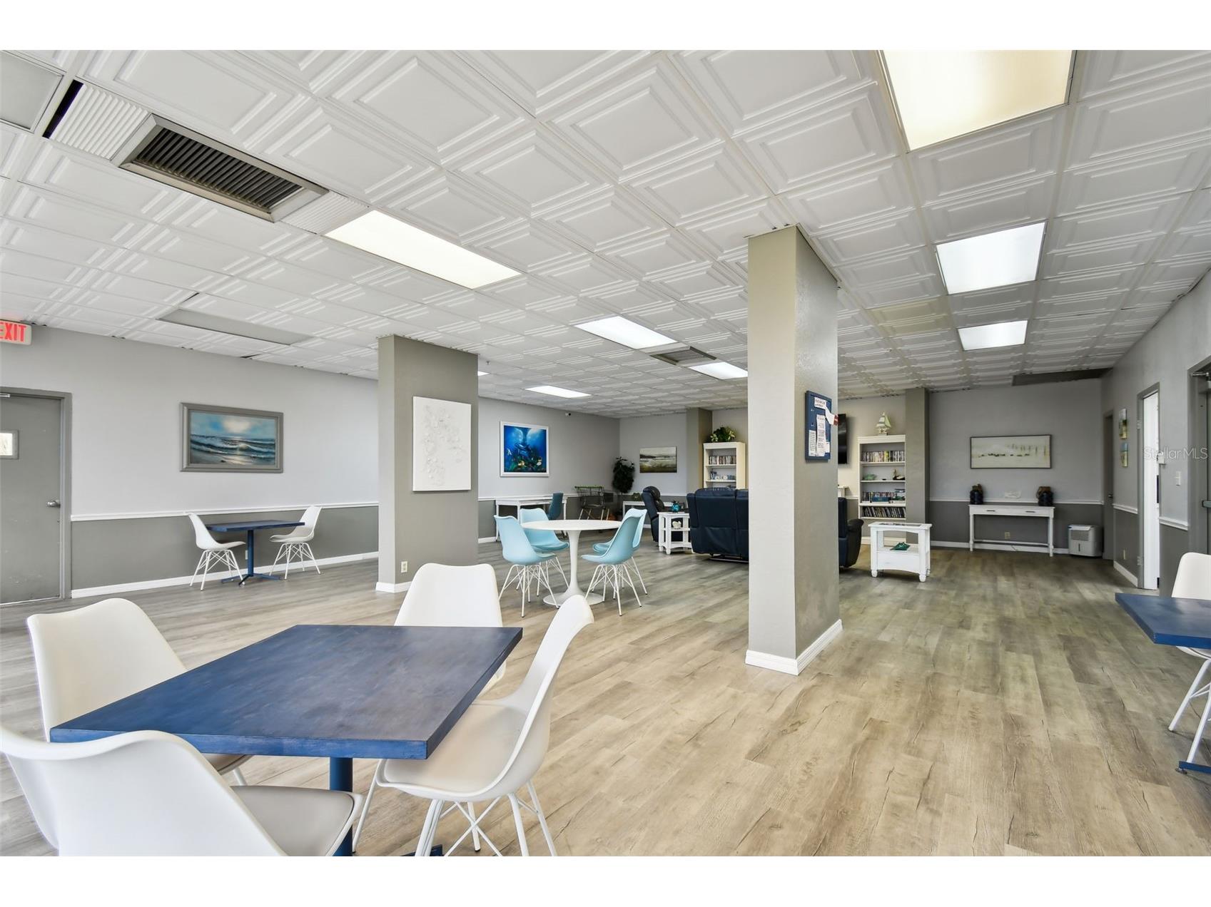 255 Dolphin Point #207 Clearwater Beach FL 33767 TB8506656 image26