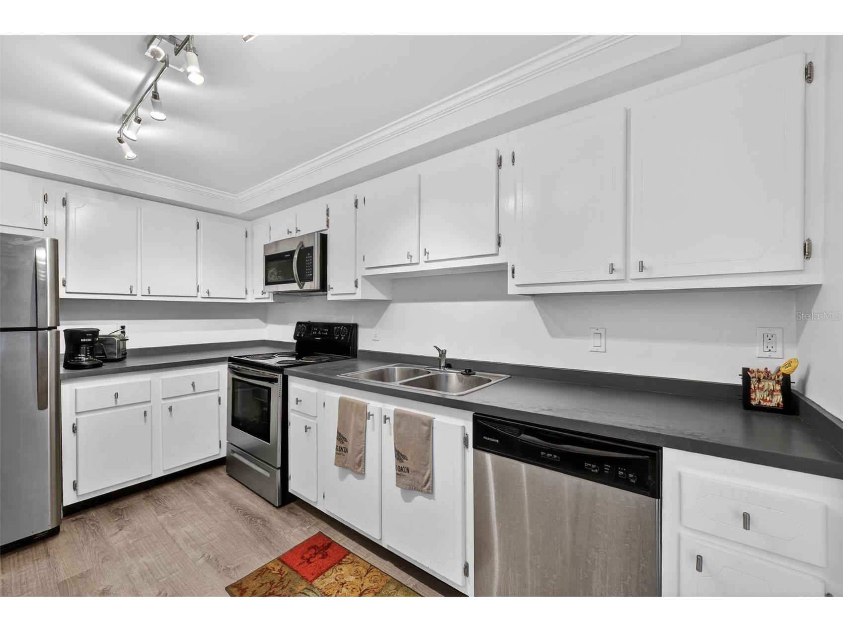 255 Dolphin Point #211 Clearwater FL 33767 TB8494349 image23