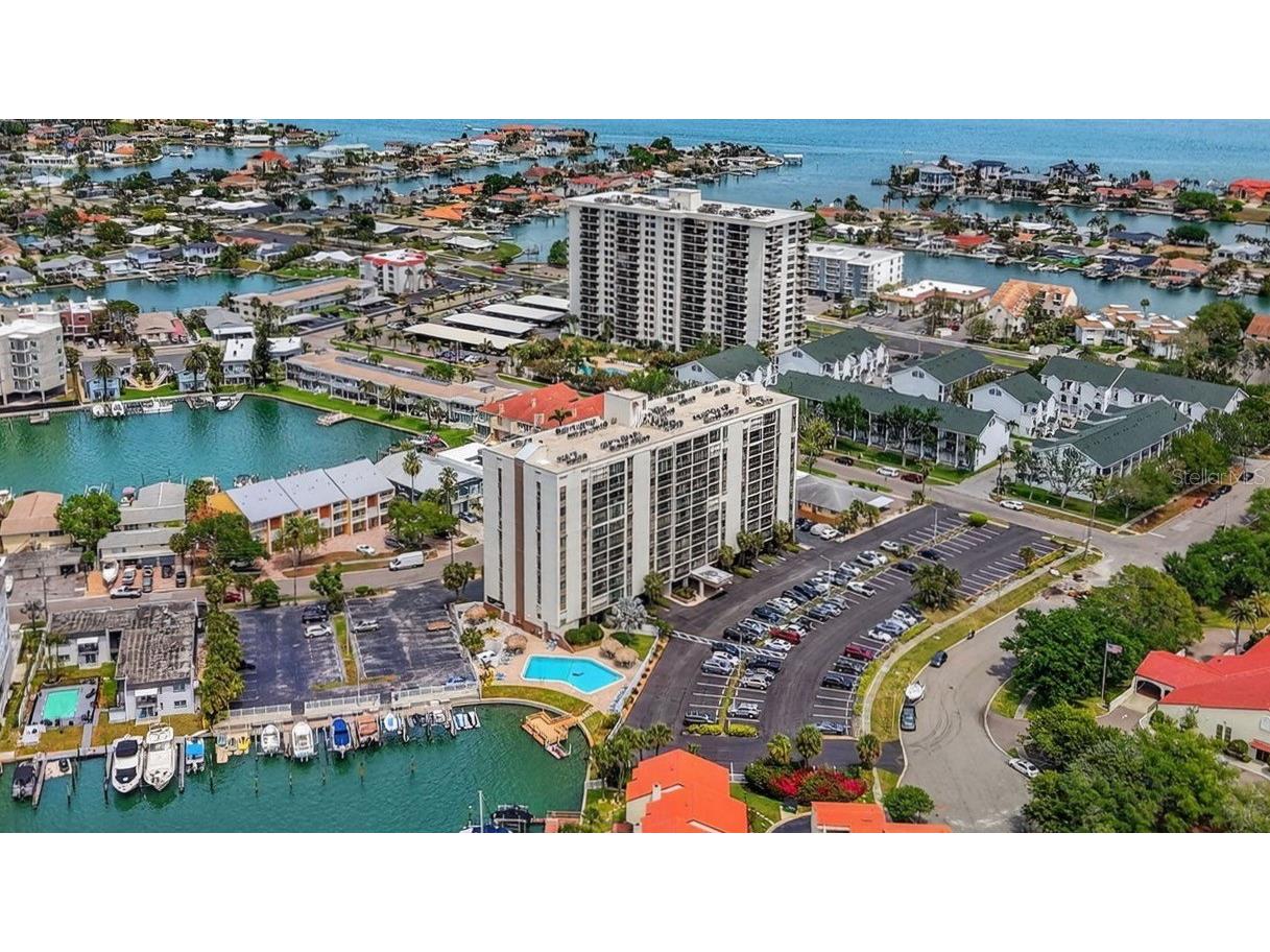 255 Dolphin Point #211 Clearwater FL 33767 TB8494349 image4