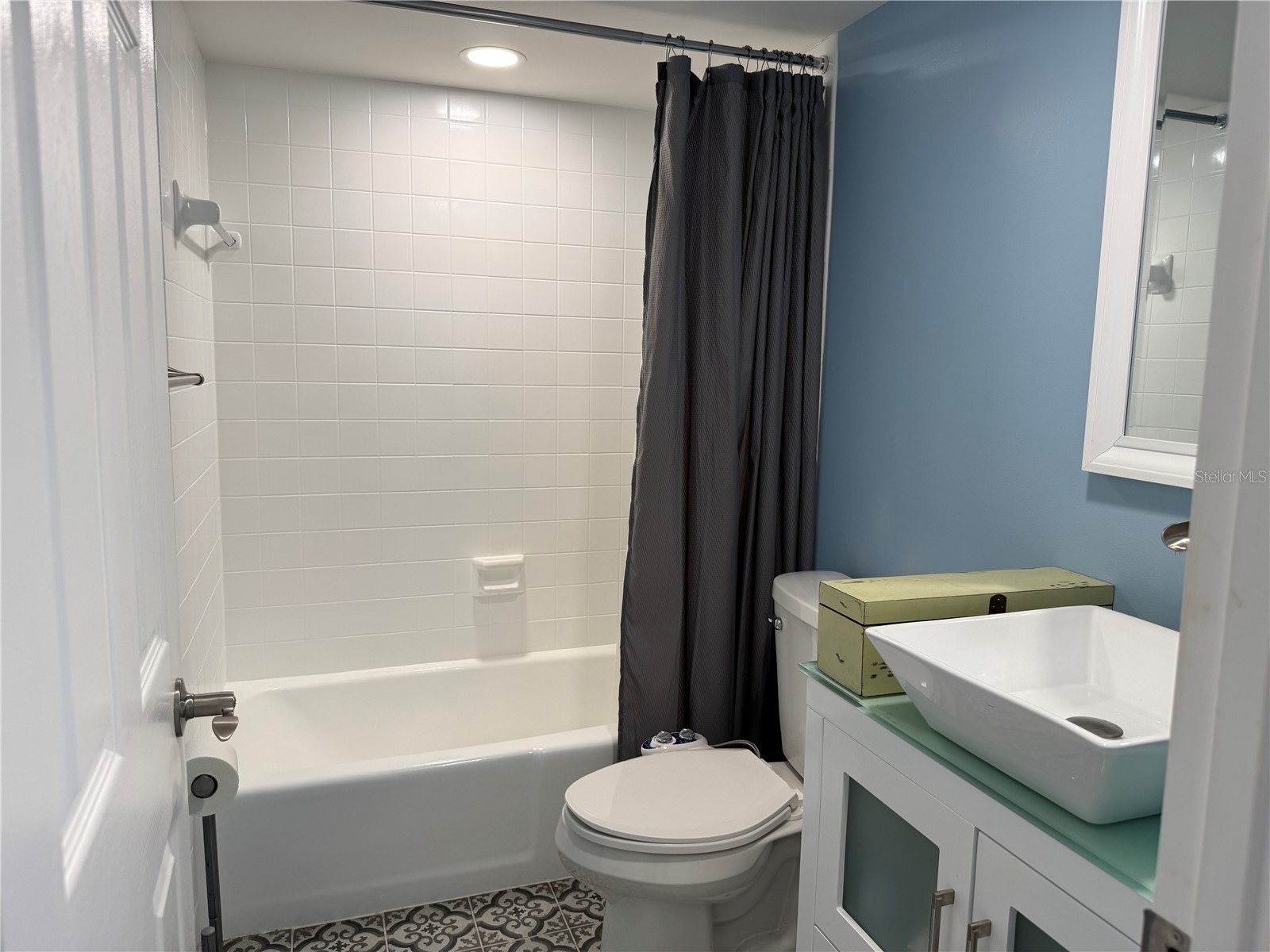 255 Dolphin Point #305 Clearwater Beach FL 33767 TB8505267 image14