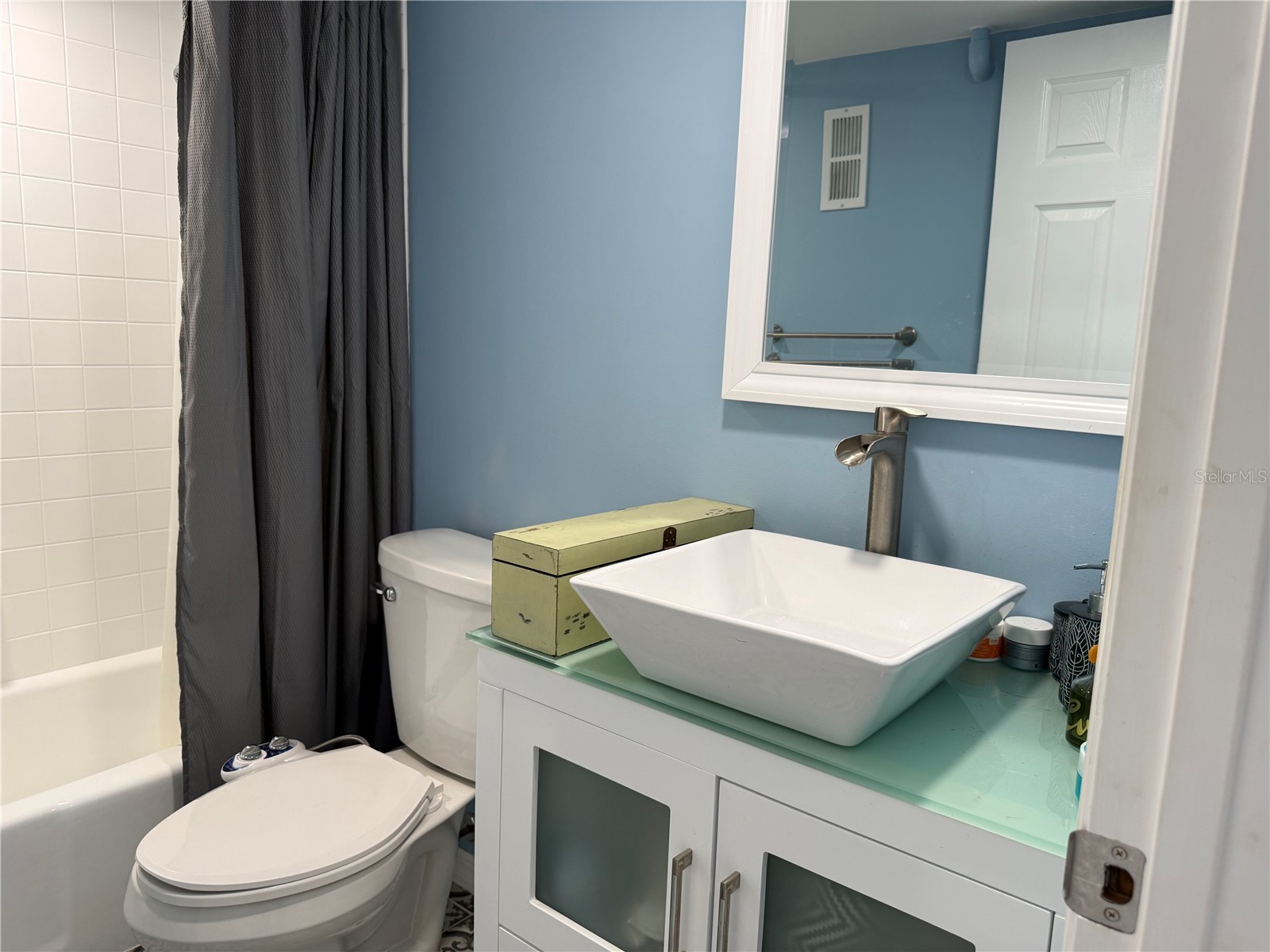 255 Dolphin Point #305 Clearwater Beach FL 33767 TB8505267 image15
