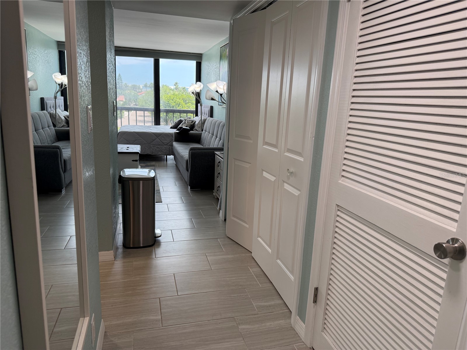 255 Dolphin Point #305 Clearwater Beach FL 33767 TB8505267 image18