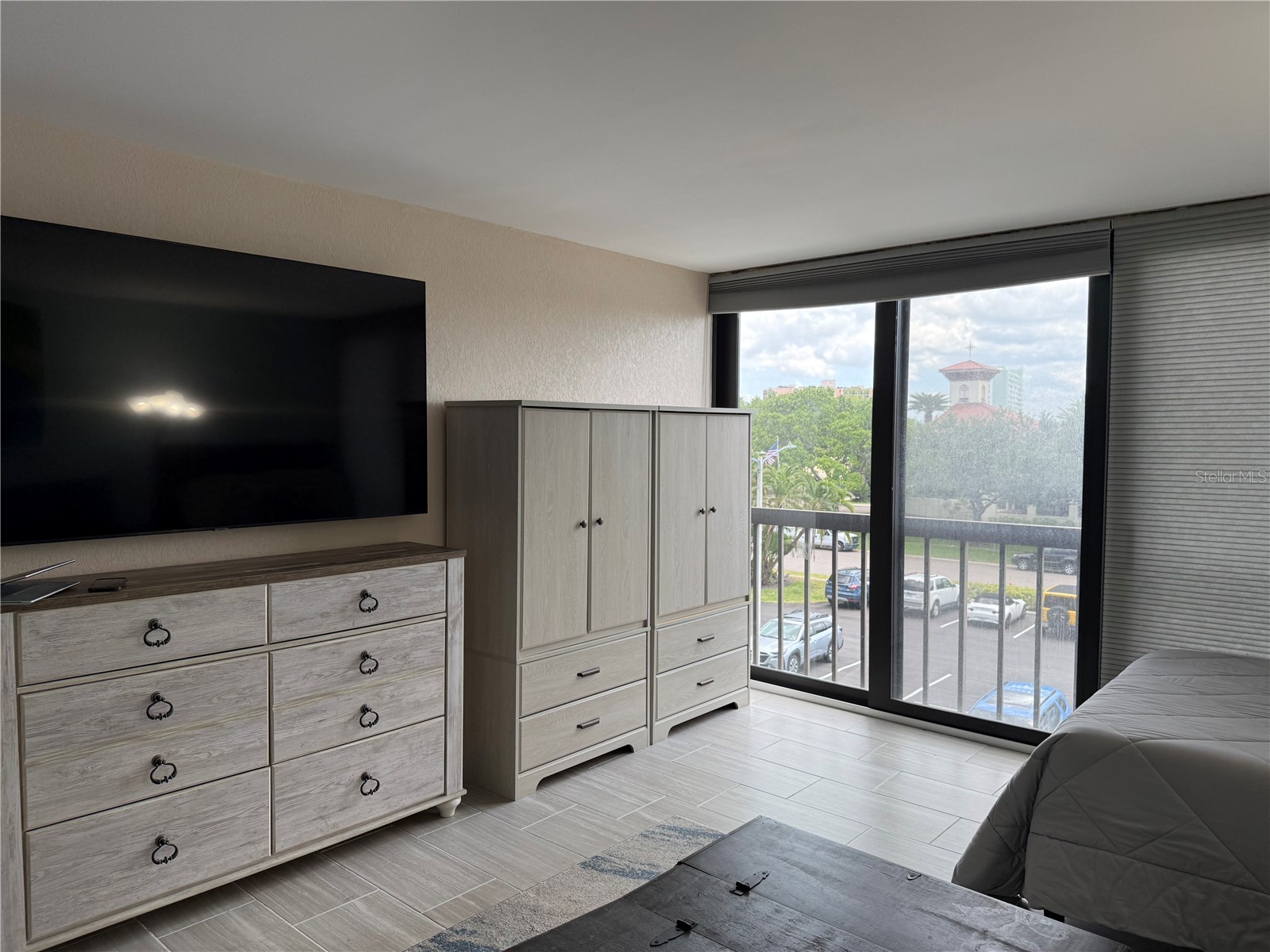 255 Dolphin Point #305 Clearwater Beach FL 33767 TB8505267 image3