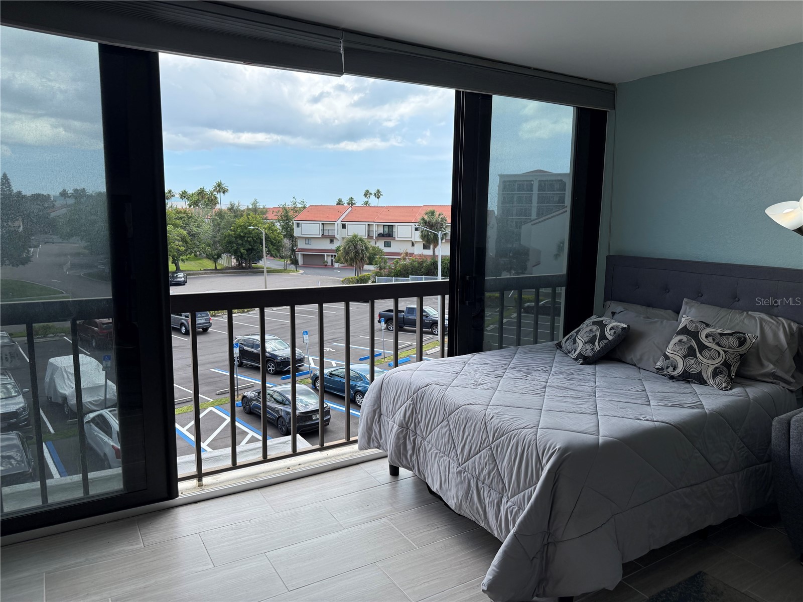255 Dolphin Point #305 Clearwater Beach FL 33767 TB8505267 image5