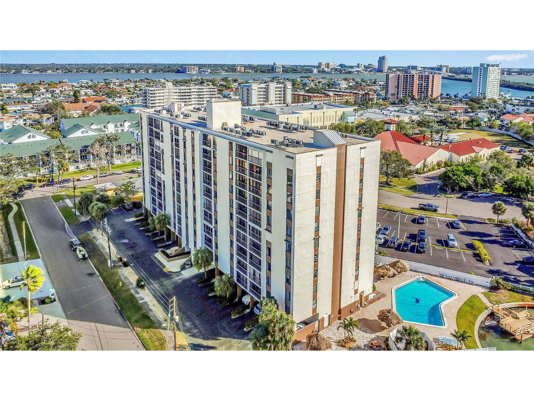 255 Dolphin Point #407 Clearwater Beach FL 33767 - CLEARWATER HARBOR S5141070 image17
