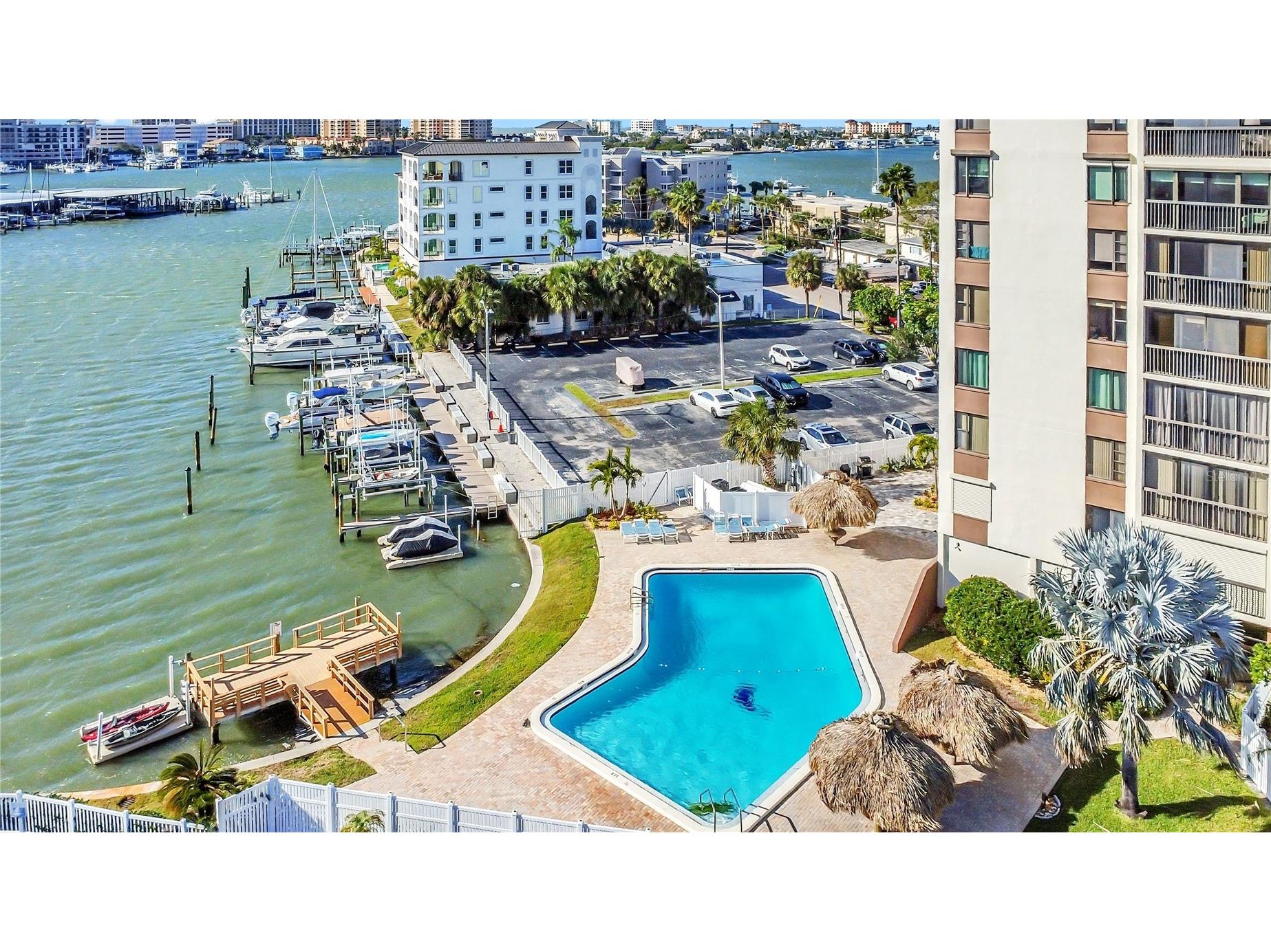 255 Dolphin Point #407 Clearwater Beach FL 33767 - CLEARWATER HARBOR S5141070 image19