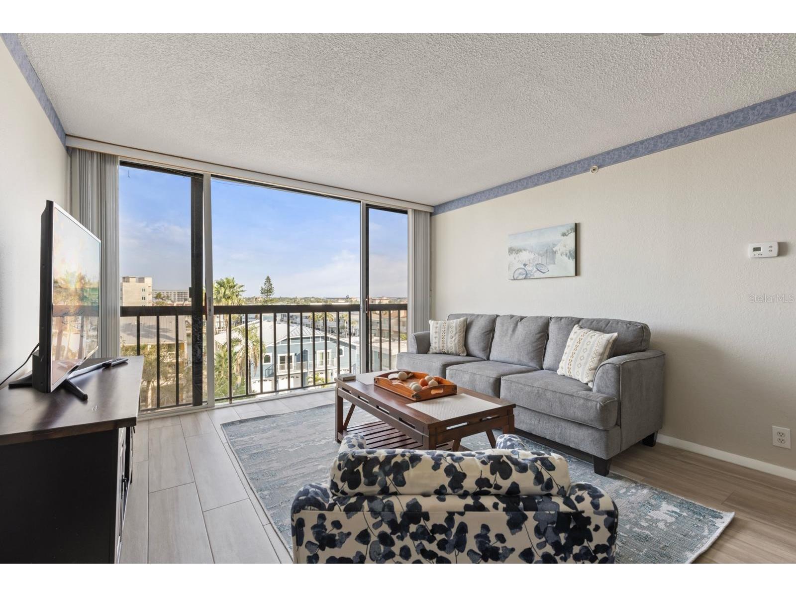 255 Dolphin Point #513 Clearwater Beach FL 33767 - INTERCOASTAL WATERWAY TB8489072 image6