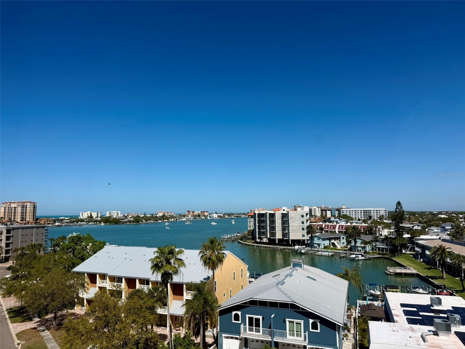 255 Dolphin Point #710 Clearwater Beach FL 33767 TB8488850 image2