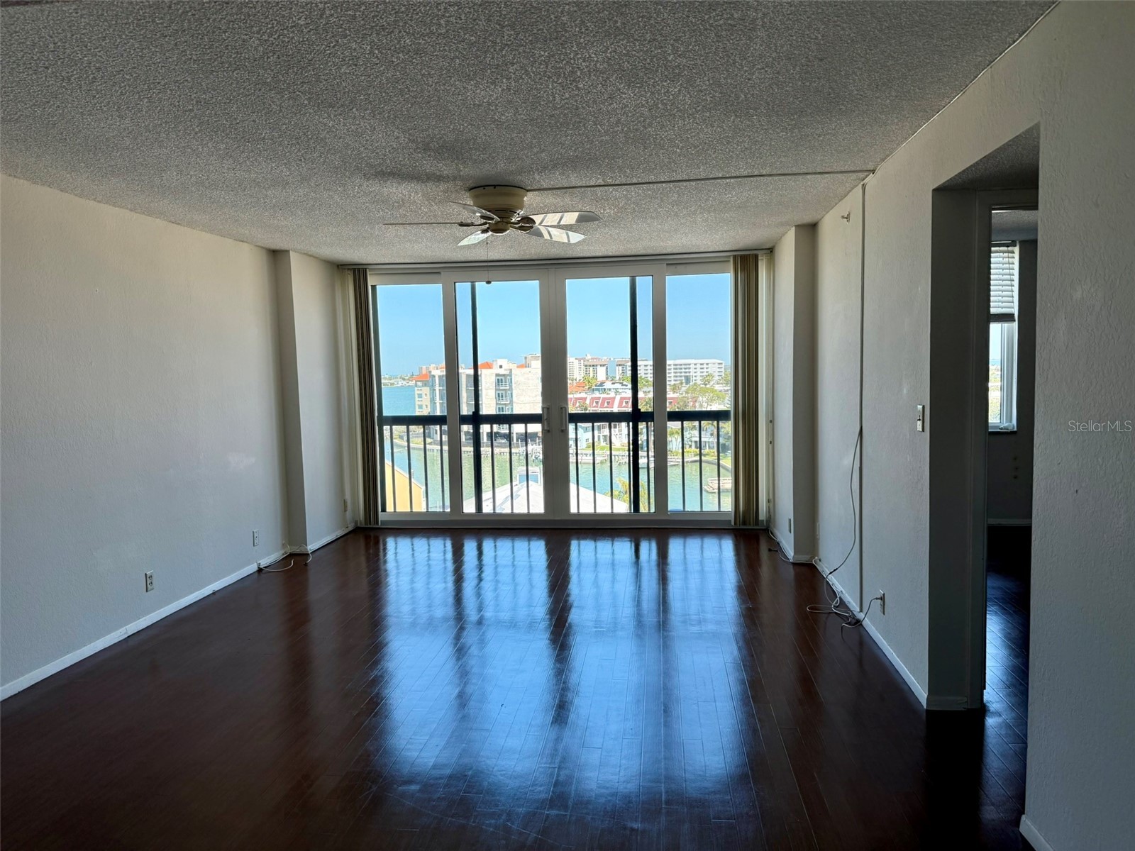 255 Dolphin Point #710 Clearwater Beach FL 33767 TB8488850 image4