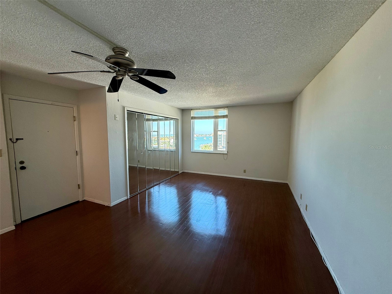 255 Dolphin Point #710 Clearwater Beach FL 33767 TB8494338 image7
