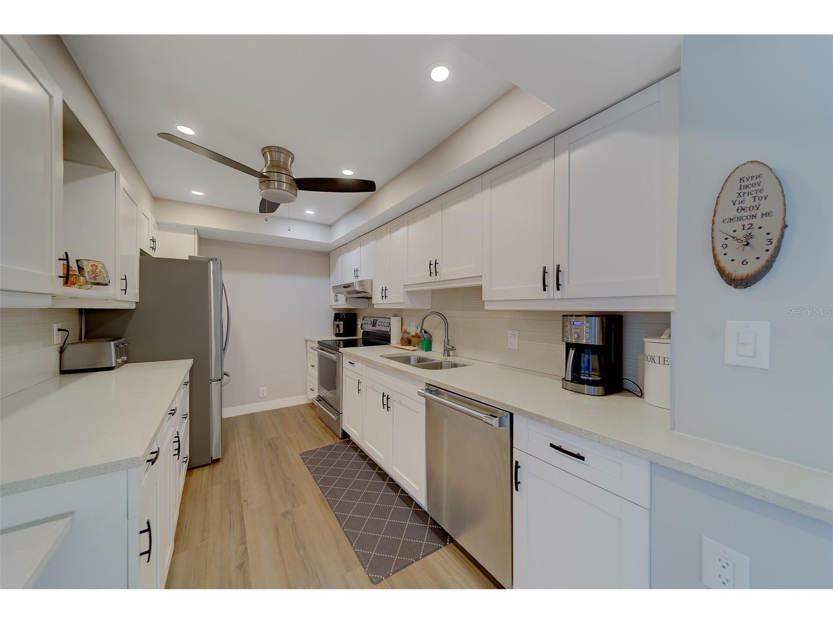 255 Dolphin Point #802 Clearwater Beach FL 33767 TB8503153 image16