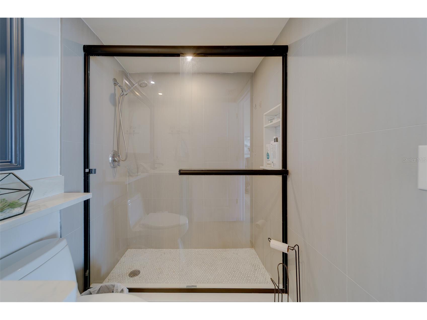 255 Dolphin Point #802 Clearwater Beach FL 33767 TB8503153 image21