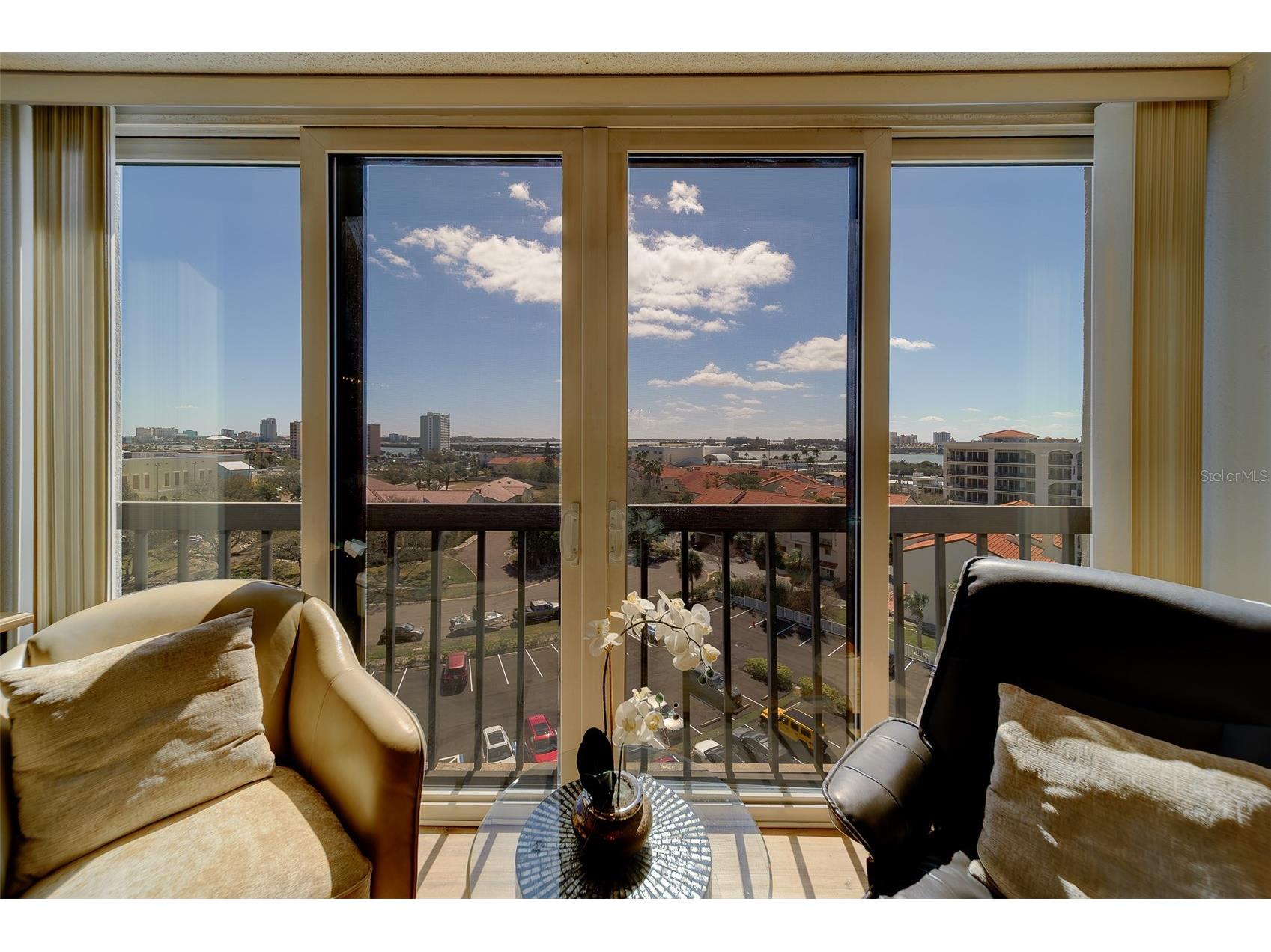 255 Dolphin Point #802 Clearwater Beach FL 33767 TB8503153 image5