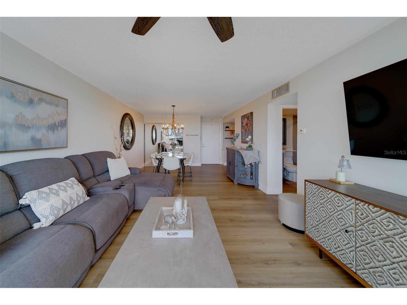 255 Dolphin Point #802 Clearwater Beach FL 33767 TB8503153 image9