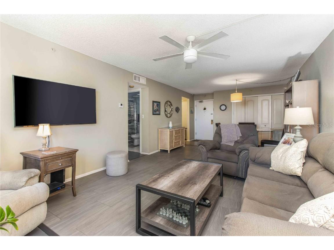 255 Dolphin Point #803 Clearwater Beach FL 33767 TB8454522 image6