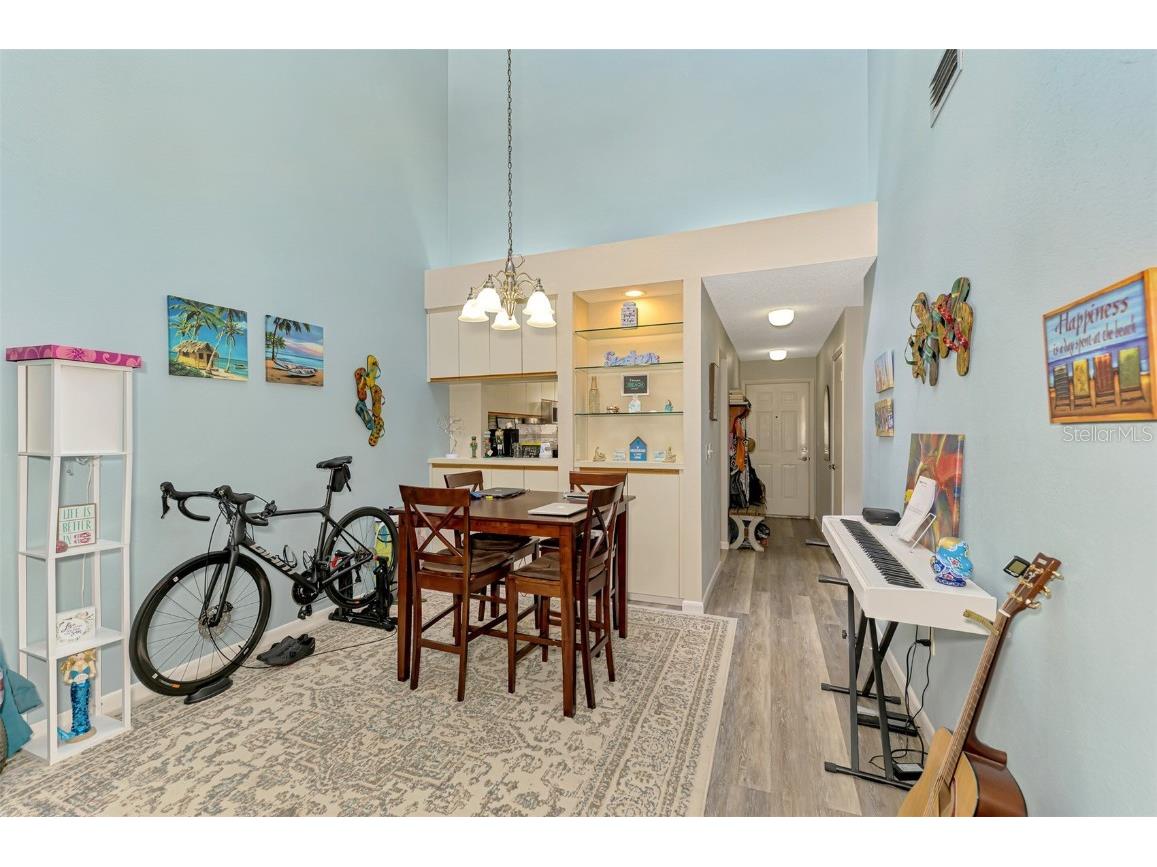 255 Fenwick Drive #18 Venice FL 34285 A4665037 image17