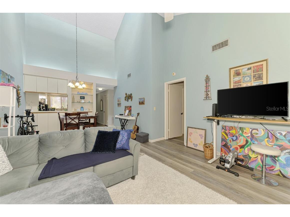 255 Fenwick Drive #18 Venice FL 34285 A4665037 image18