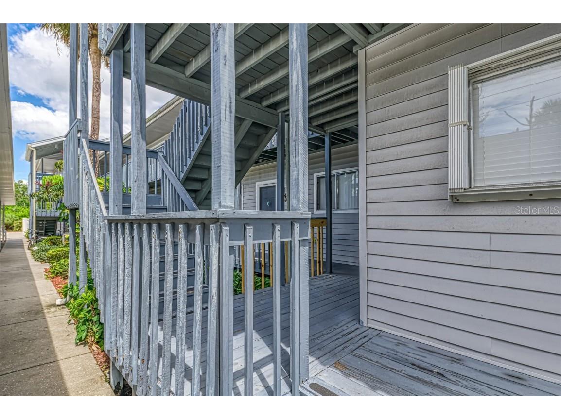 255 Fenwick Drive #18 Venice FL 34285 A4665037 image4