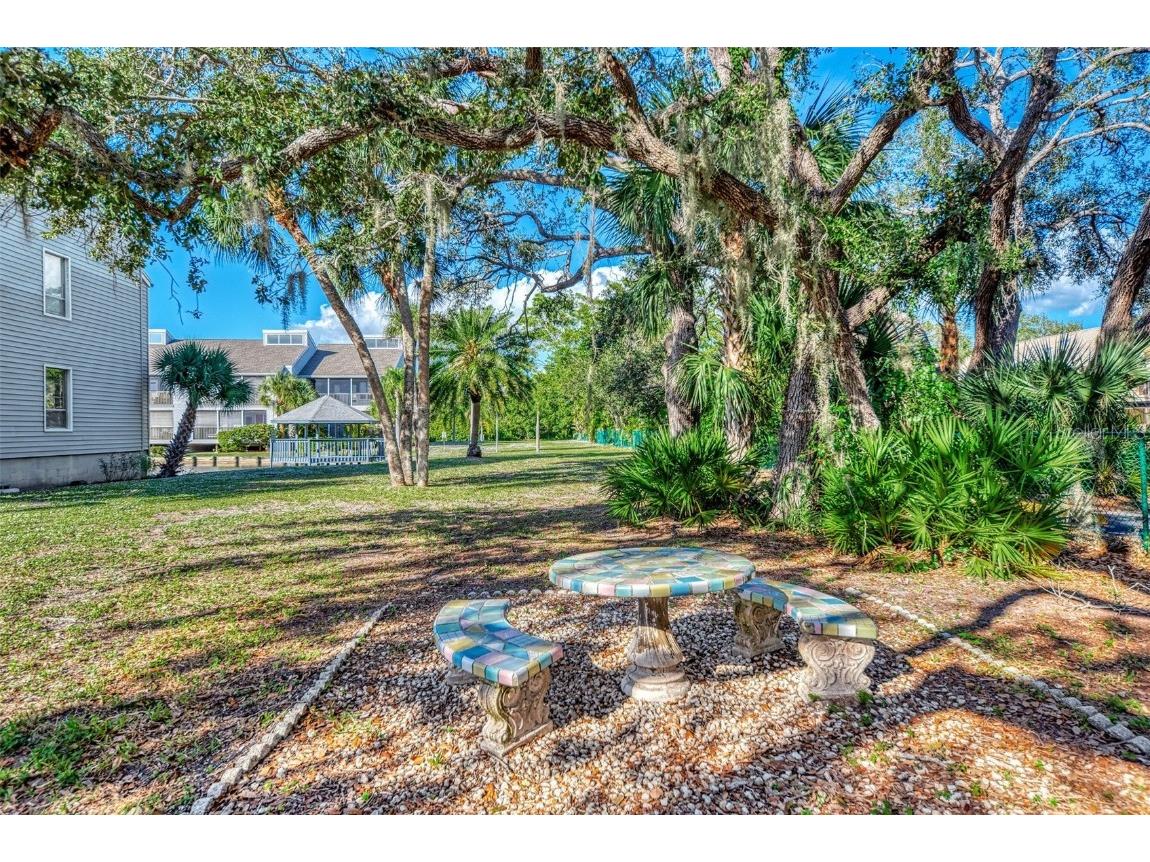 255 Fenwick Drive #18 Venice FL 34285 A4665037 image41