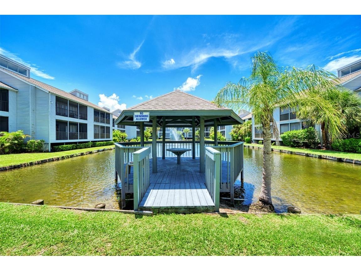 255 Fenwick Drive #18 Venice FL 34285 A4665037 image44