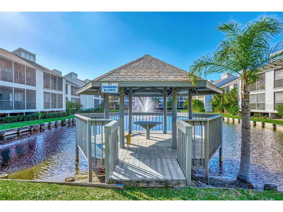 255 Fenwick Drive #18 Venice FL 34285 A4665037 image45