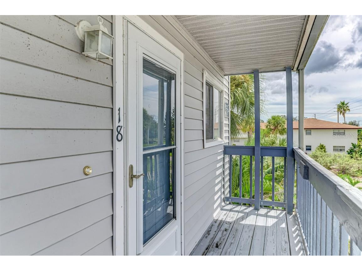 255 Fenwick Drive #18 Venice FL 34285 A4665037 image6