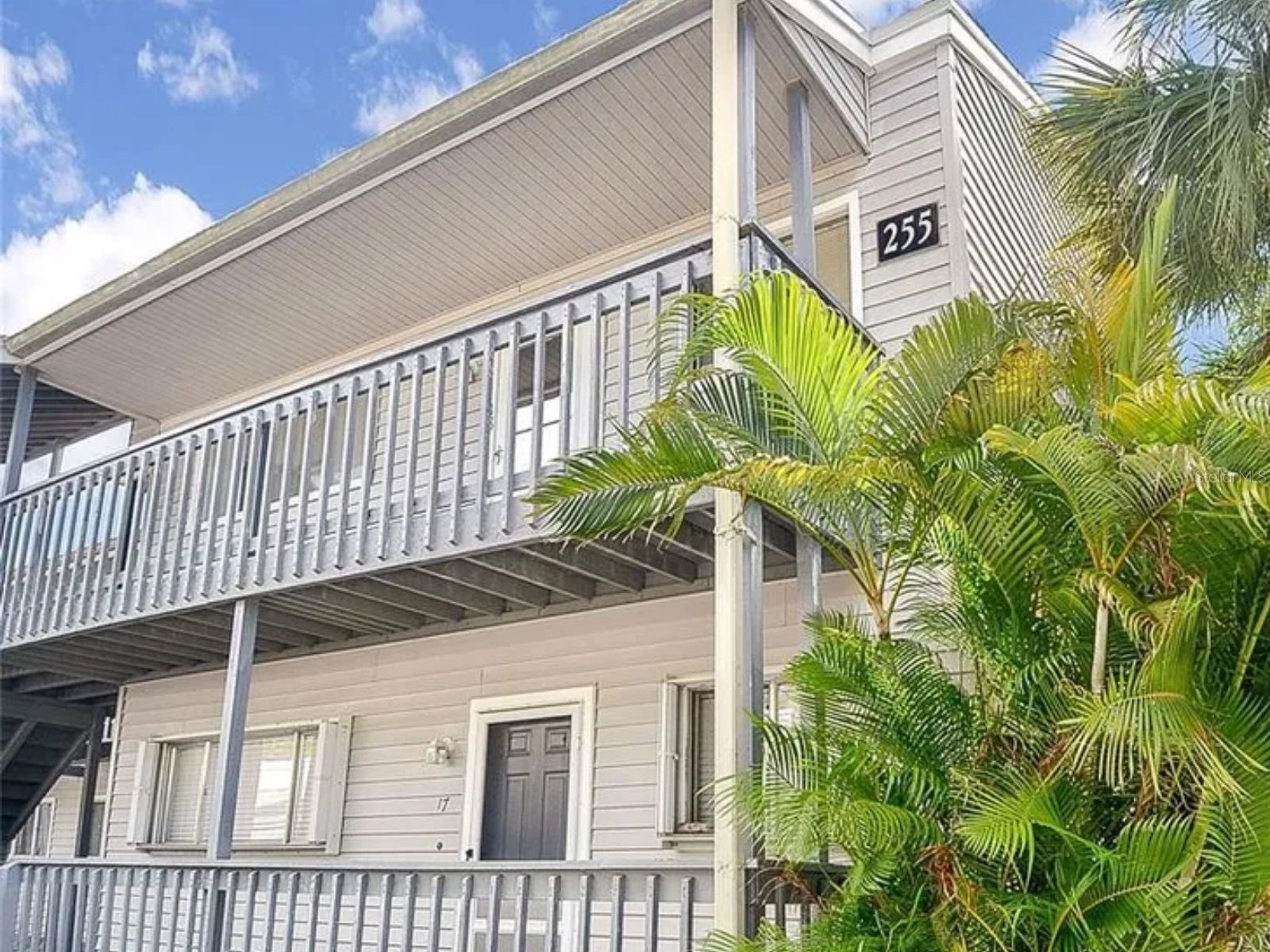 255 Fenwick Drive #18 Venice FL 34285 D6147596 image1