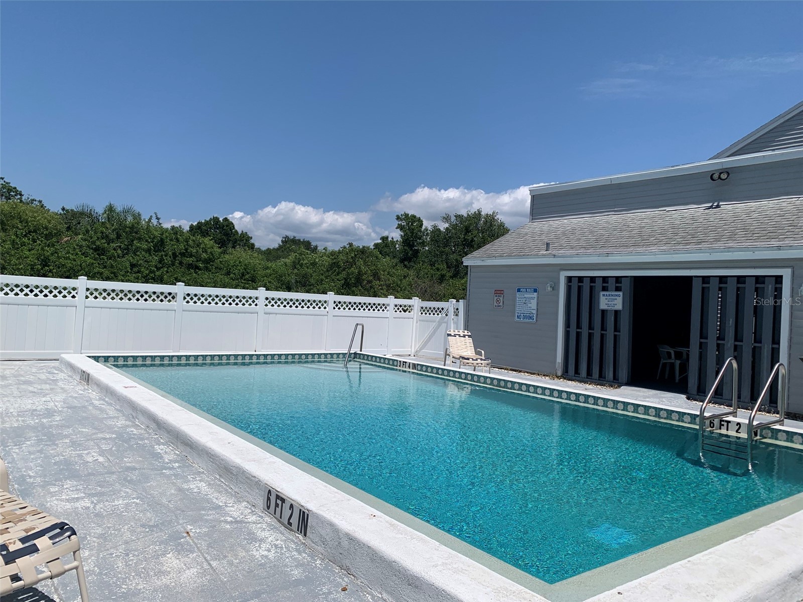 255 Fenwick Drive #18 Venice FL 34285 D6147596 image2