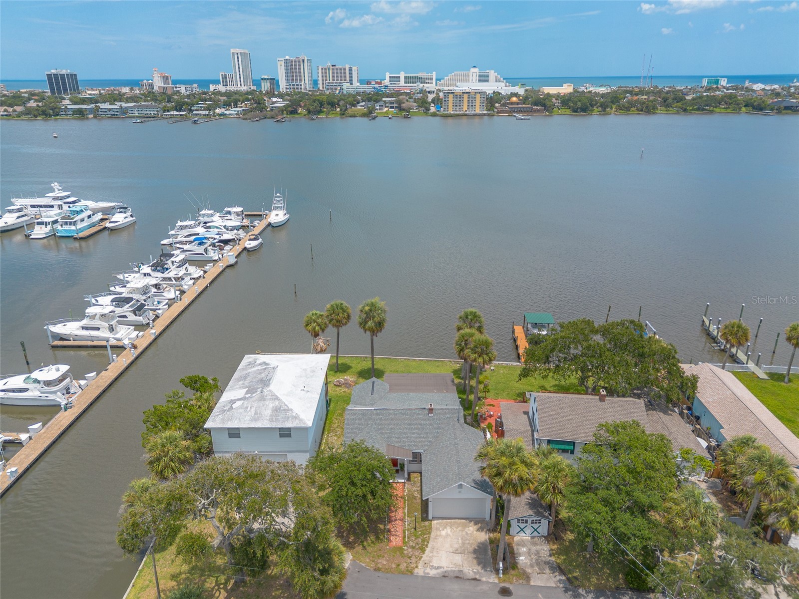 255 Lexington Drive Daytona Beach FL 32114 V4949745 image1