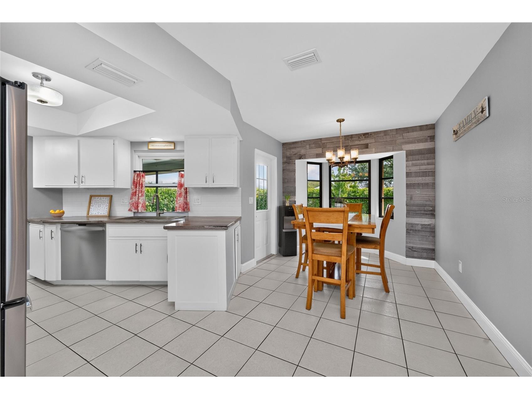 255 Mark Twain Lane Rotonda West FL 33947 D6147818 image16