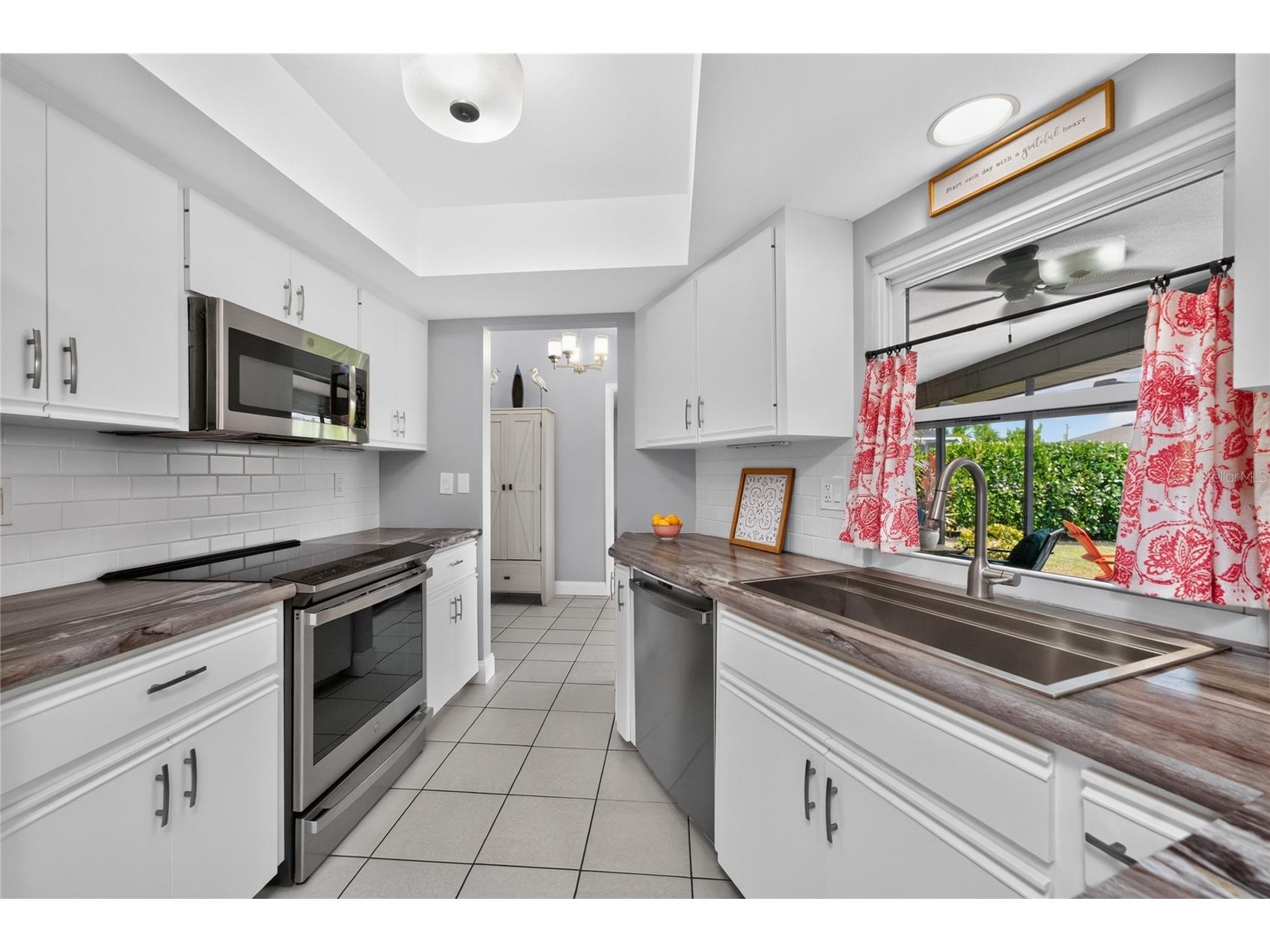255 Mark Twain Lane Rotonda West FL 33947 D6147818 image9