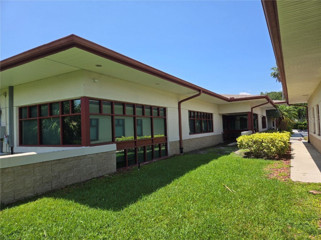 255 Pine Avenue N Oldsmar FL 34677 TB8391758 image71