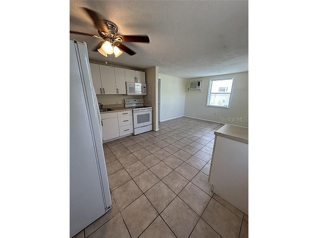255 Pineapple Street #3 Englewood FL 34223 A4661360 image3
