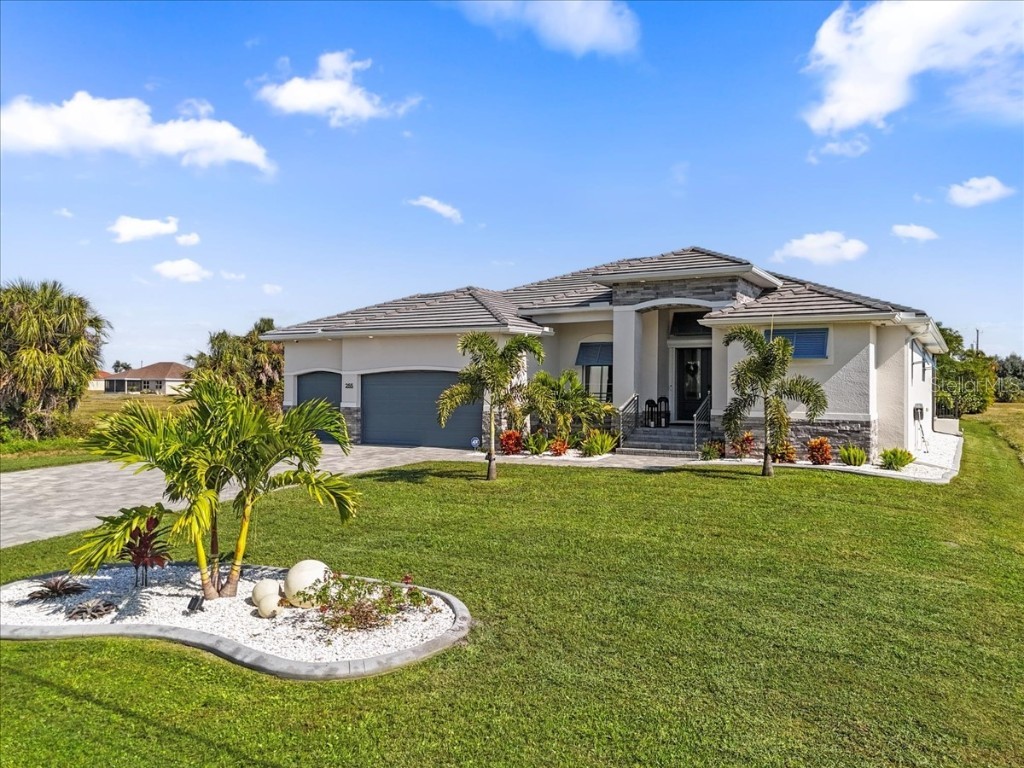 255 Rotonda Boulevard S Rotonda West FL 33947 A4672142 image1