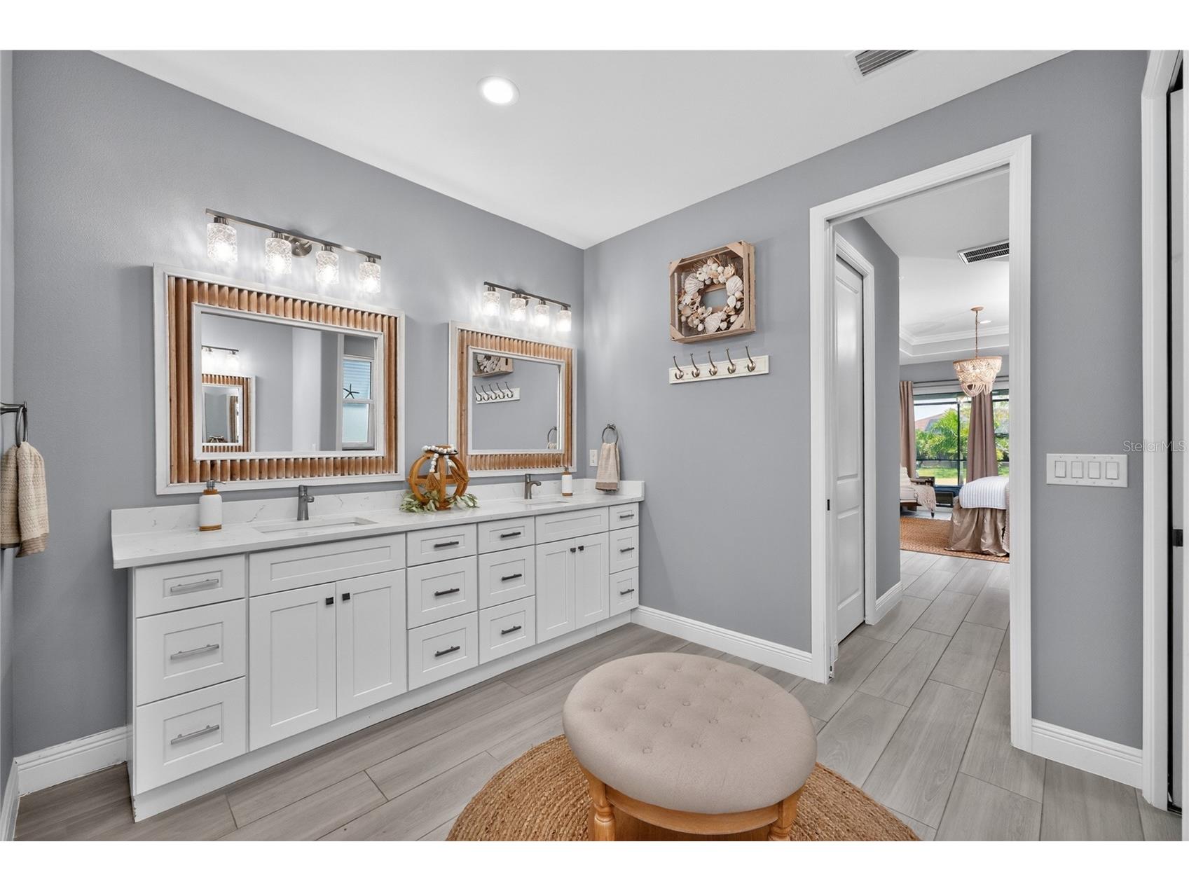 255 Rotonda Boulevard S Rotonda West FL 33947 D6147282 image24