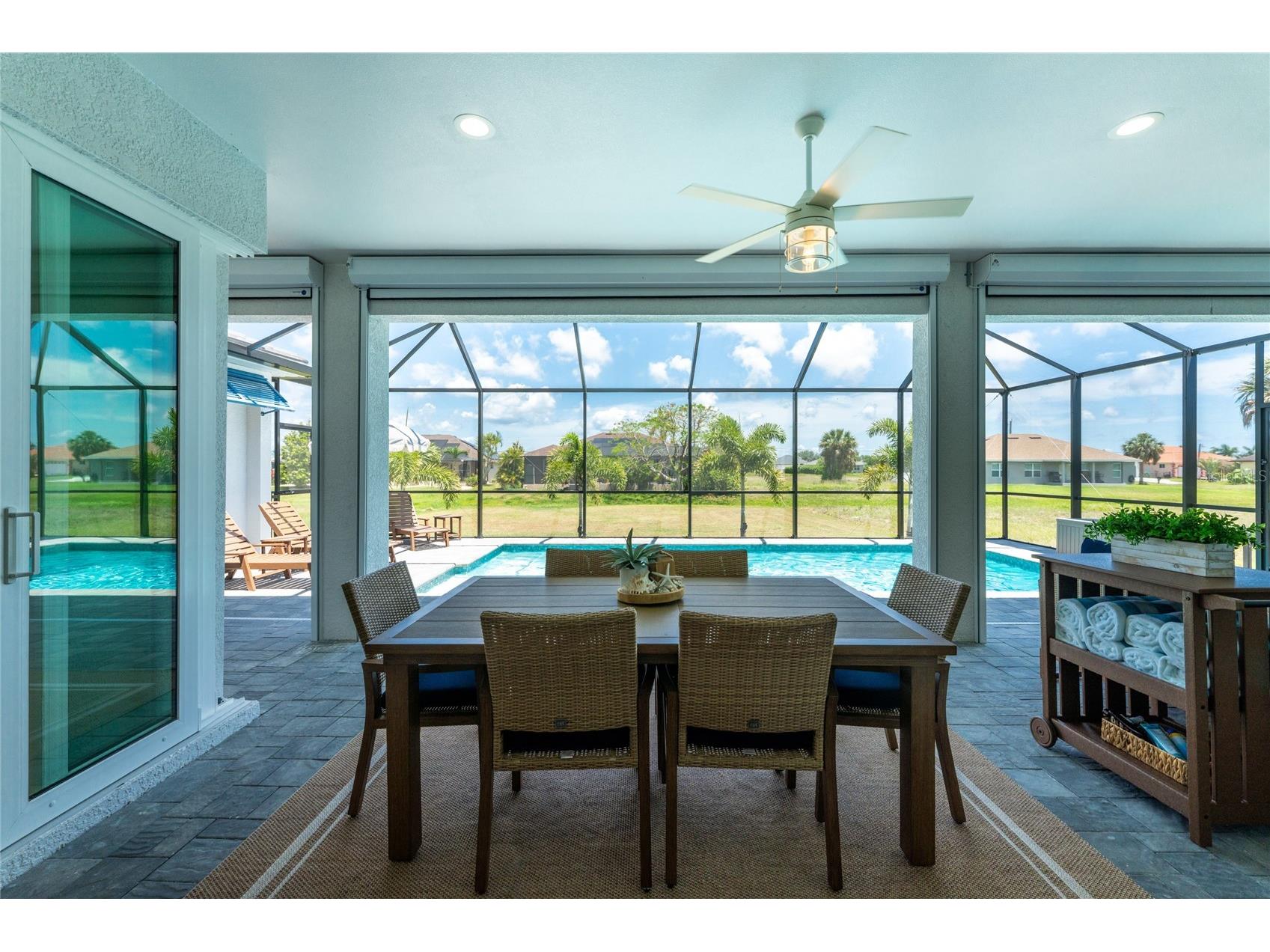 255 Rotonda Boulevard S Rotonda West FL 33947 D6147282 image43
