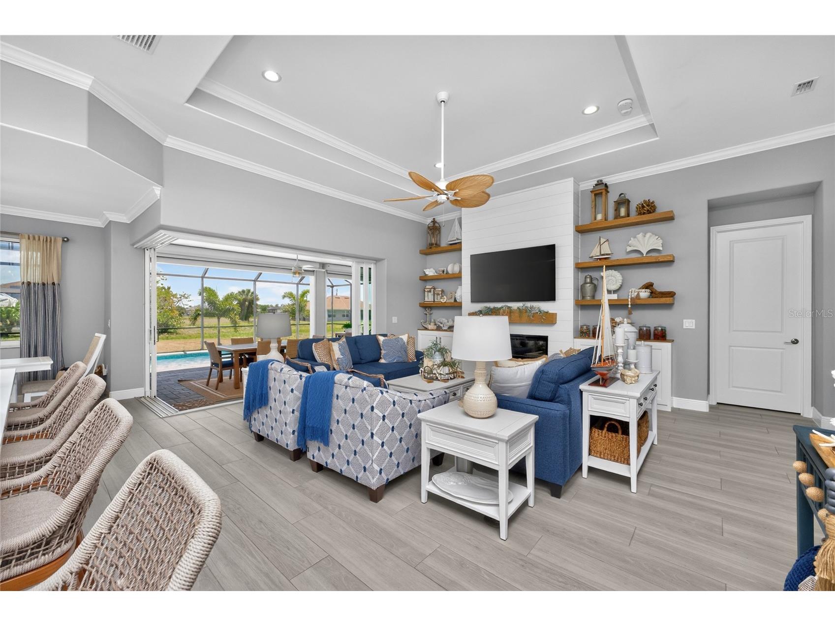 255 Rotonda Boulevard S Rotonda West FL 33947 D6147282 image5