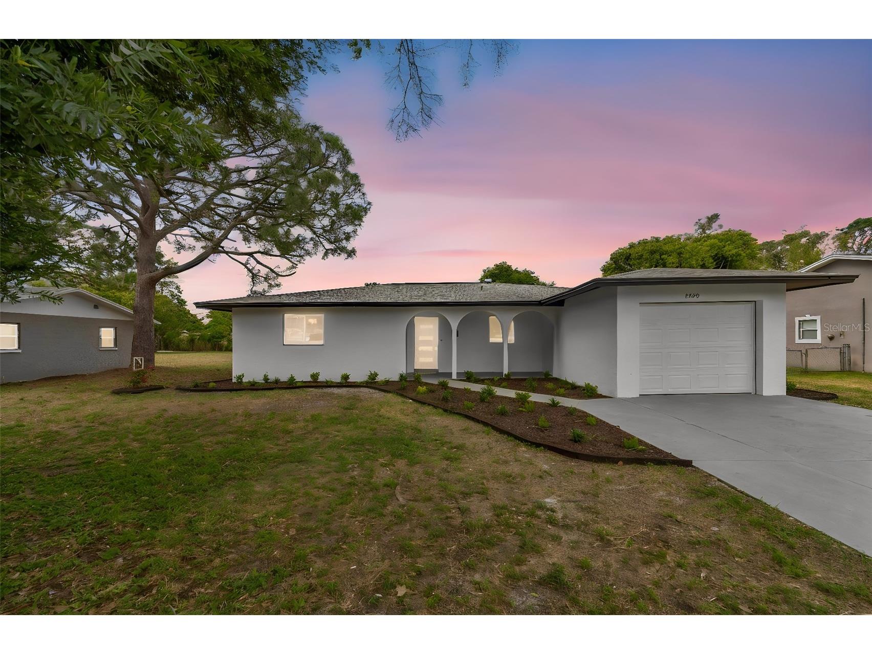 2550 Gomaz Way S Saint Petersburg FL 33712 TB8501547 image1