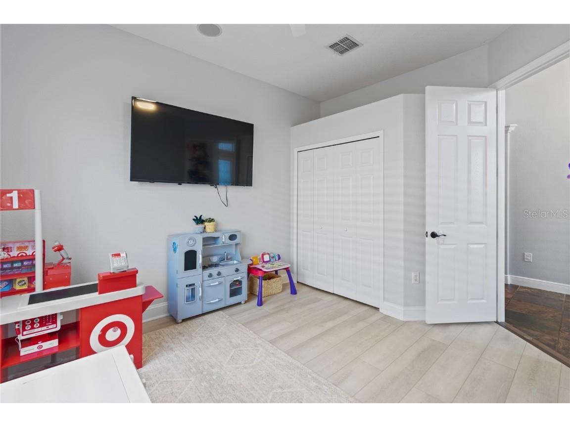 2550 Grand Lakeside Drive Palm Harbor FL 34684 TB8447126 image16