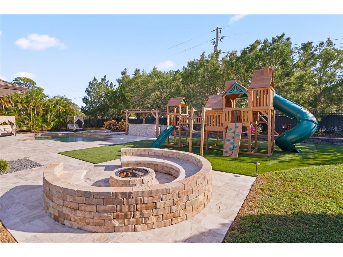 2550 Grand Lakeside Drive Palm Harbor FL 34684 TB8447126 image35