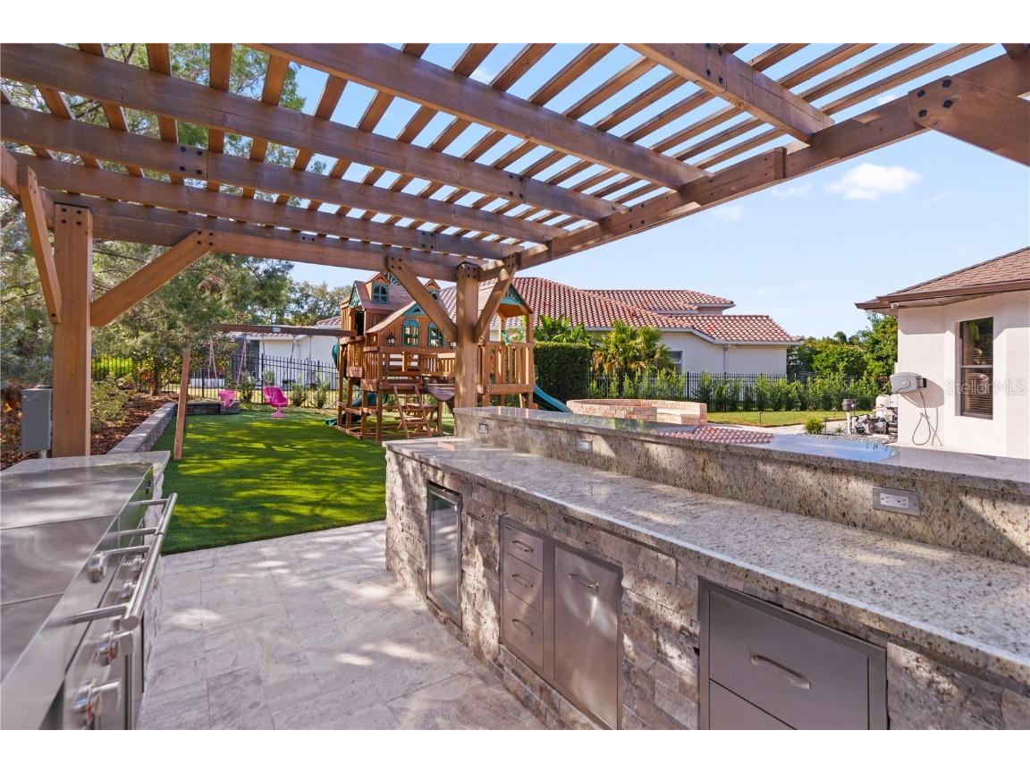 2550 Grand Lakeside Drive Palm Harbor FL 34684 TB8447126 image40