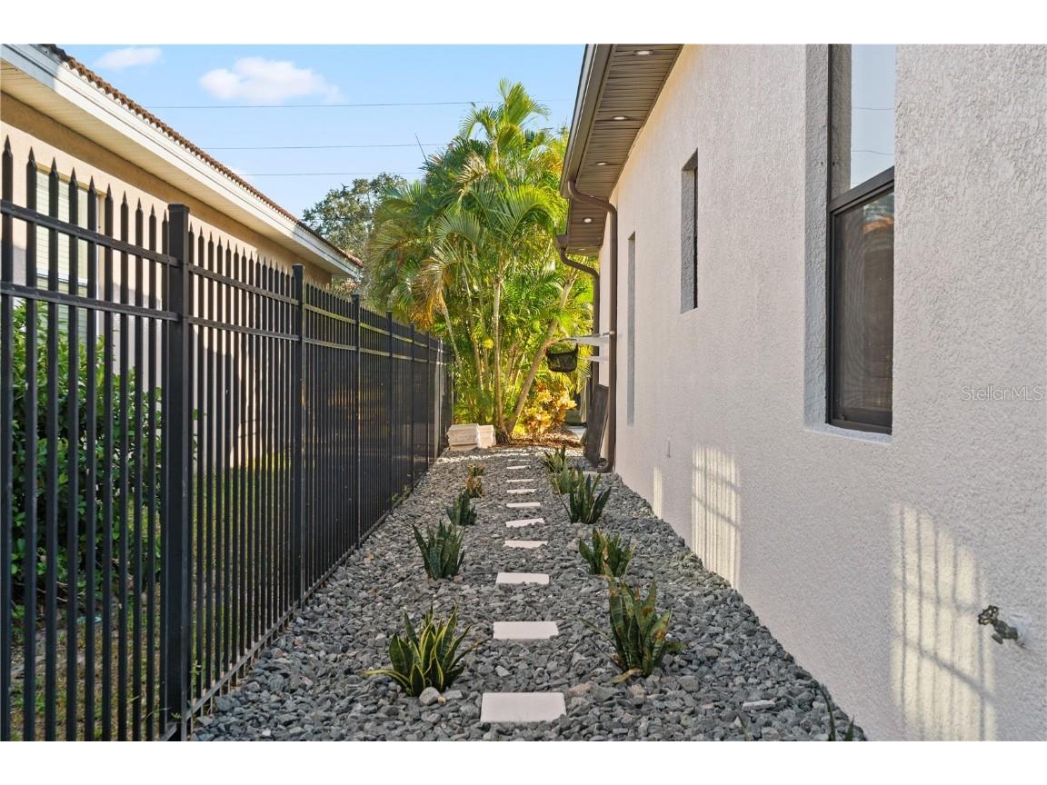 2550 Grand Lakeside Drive Palm Harbor FL 34684 TB8447126 image49