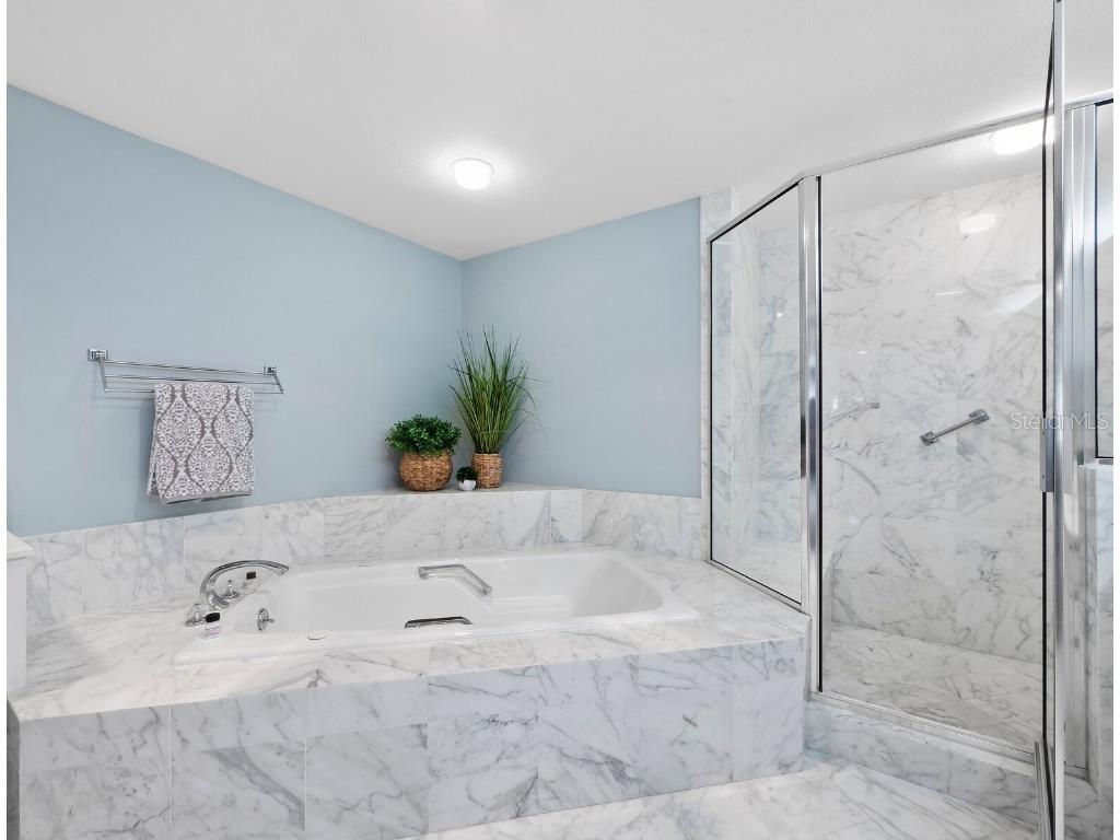 2550 Harbourside Drive #322 Longboat Key FL 34228 - SARASOTA BAY A4637471 image27