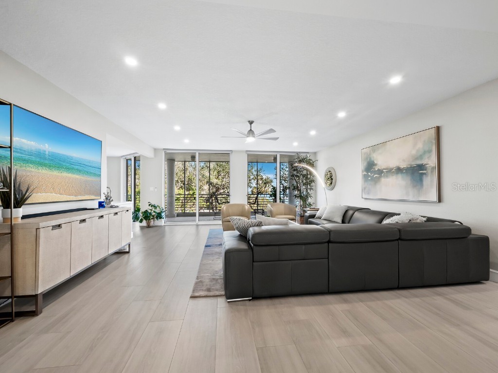 2550 Harbourside Drive #322 Longboat Key FL 34228 - SARASOTA BAY A4637471 image7