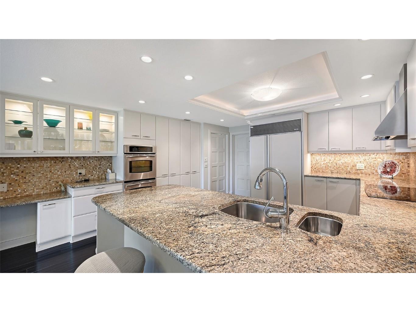 2550 Harbourside Drive #324 Longboat Key FL 34228 - SARASOTA BAY A4676912 image21