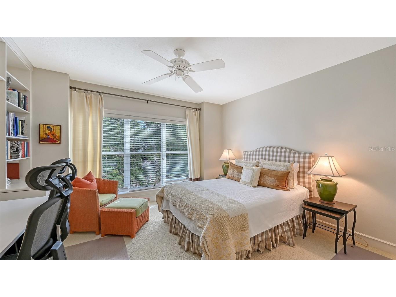 2550 Harbourside Drive #324 Longboat Key FL 34228 - SARASOTA BAY A4676912 image40