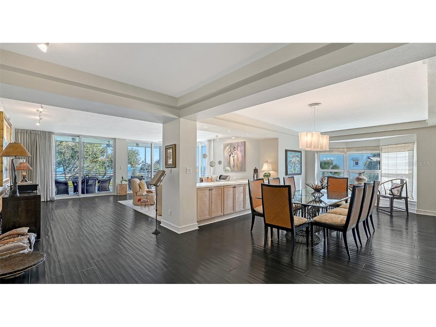 2550 Harbourside Drive #324 Longboat Key FL 34228 - SARASOTA BAY A4676912 image7