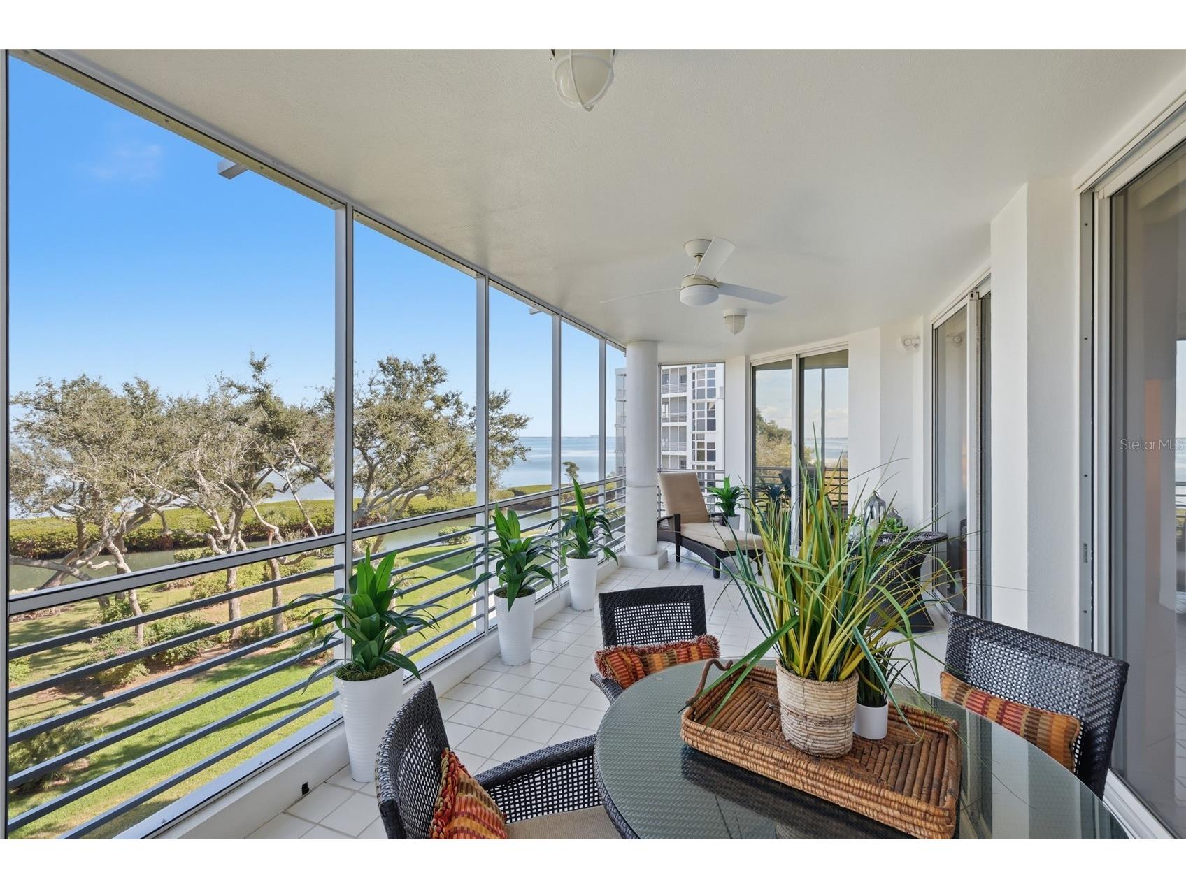 2550 Harbourside Drive #333 Longboat Key FL 34228 - SARASOTA BAY A4678404 image1